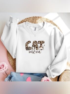 Cat Mom Leopard Cats White Crewneck Sweatshirt Cute Cat Lover Shirt